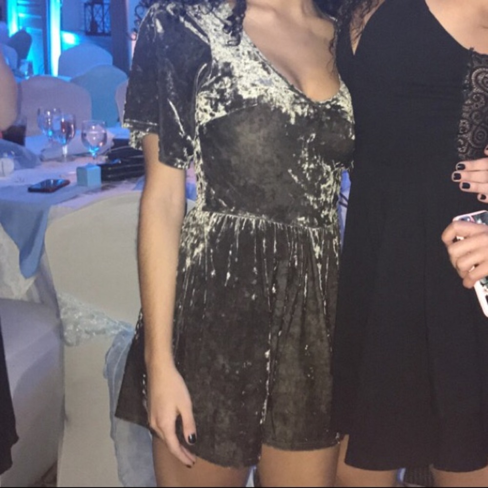 American Eagle velvet romper